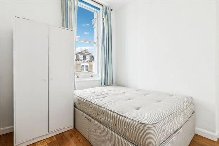 Sinclair Road, Shepherds Bush, W14 flat to rent - Photo 2