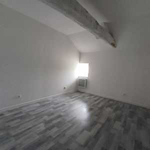 Appartement à louer - COUHE - Photo 2