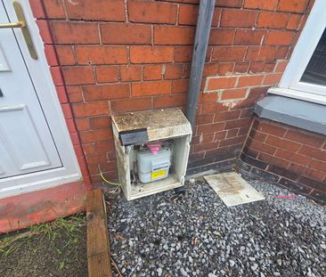 A Captivating Houseshare share for Rent in Hartlepool - Photo 1