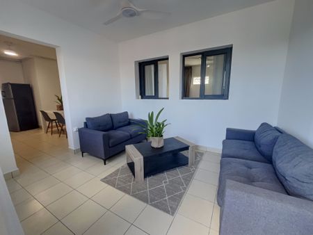 Location Maison 3 pièces 75m² ST ANDRE 97440 - Photo 2