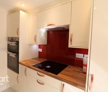 1 bedroom in a house share to rent - Photo 5