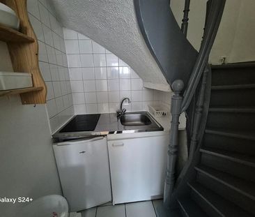 Appartement à Louer à LILLE 526 € - Photo 2