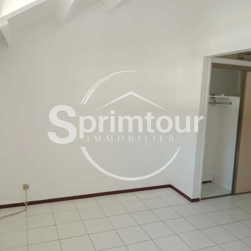 Appartement T2 Duplex (50m2) - Résidence village Fleury 9713 - Photo 1