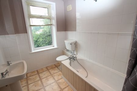 603 Carlton Road, Carlton, Nottingham, NG3 7AF - Photo 5