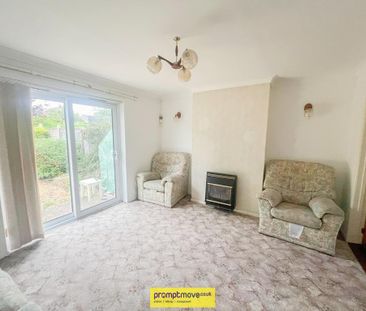3 bedroom semi-detached bungalow to rent - Photo 2