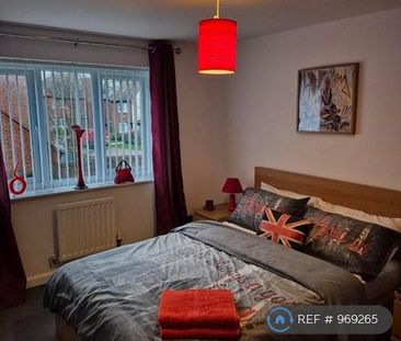 1 bedroom in a house share to rent - Photo 2