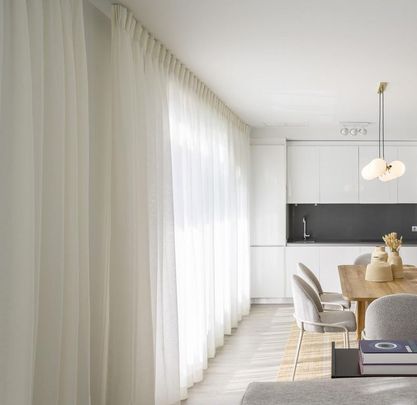 Luxury penthouse for rent in Estepona, Spain - Photo 1