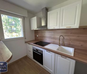 Location Appartement 2 pièces 38m² TOURGEVILLE 14800 - Photo 4
