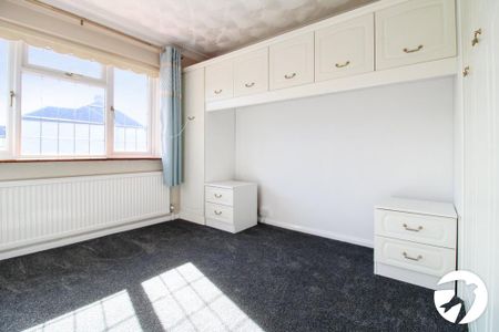 3 bedroom detached house to rent - Photo 5