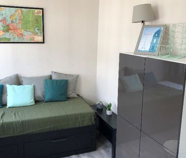 Location Appartement 1 pièce 14m² - Photo 2