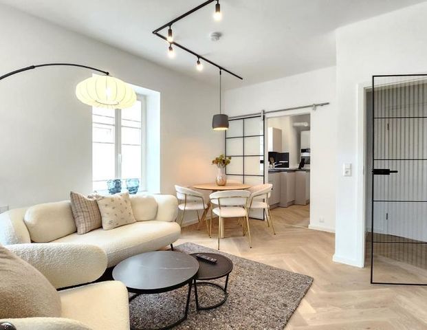 Exklusive 2-Zimmer Wohnung vollständig möbliert monatlich anmietbar - Foto 1