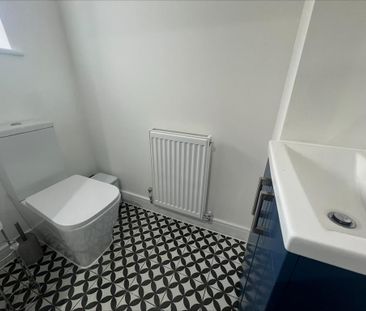 1 bedroom in a house share to rent - Photo 6