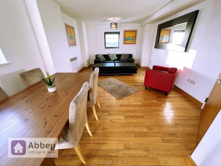 3 bedroom apartment to rent - Photo 2