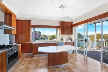 5 Burnell Street, Drummoyne NSW 2047 - House For Rent | Domain - Photo 2