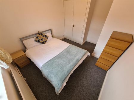 2 bedroom apartment to rent - Photo 5