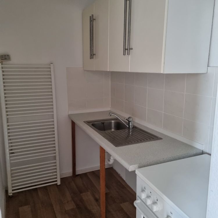 Ernst-Abbe-Straße 35 - Photo 1