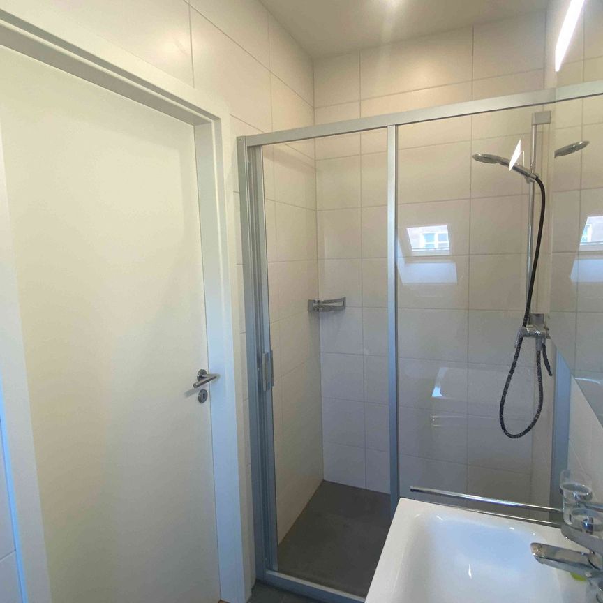 2.5 Zimmer, 43 m², 4. Stock - Photo 1