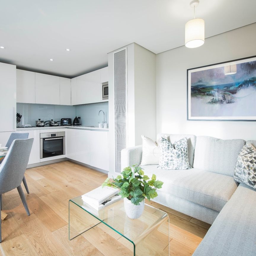 3 Bed Flat, Merchant Square East, W2 - Photo 1