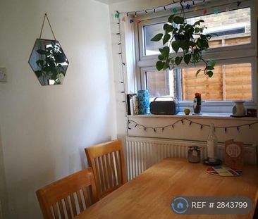 4 bedroom terraced house to rent - Photo 6