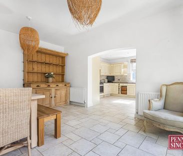 3 bedroom detached house to rent - Photo 3