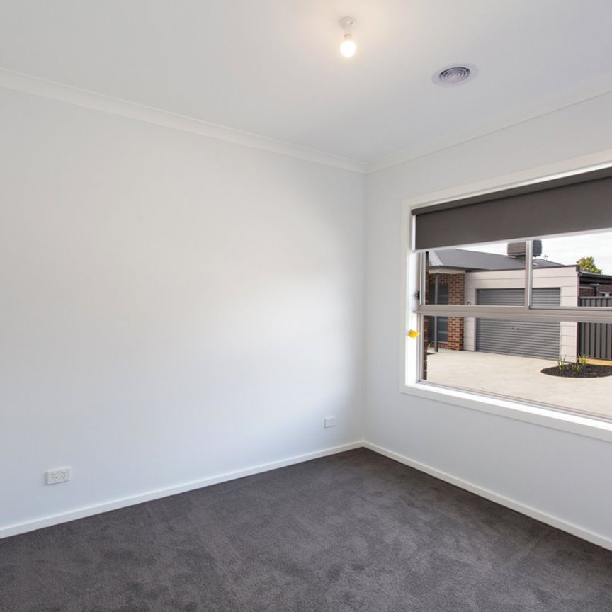 LOW MAINTENANCE UNIT IN SEBASTOPOL - Photo 1