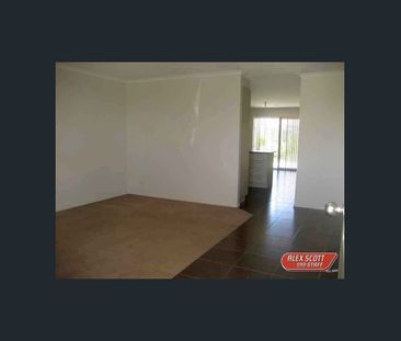 3 Bedroom Unit in Narre Warren South! - Photo 4