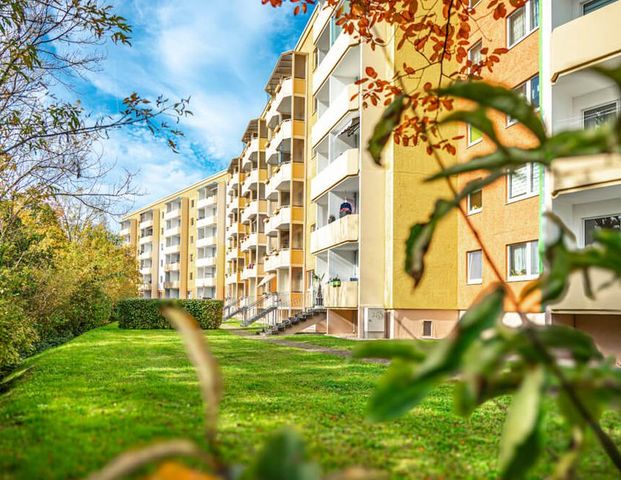 Top-sanierte 3-Raum-Wohnung in schöner Lage - Foto 1