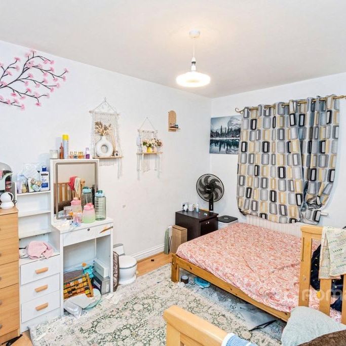 4 bedroom terraced house to rent - Photo 1