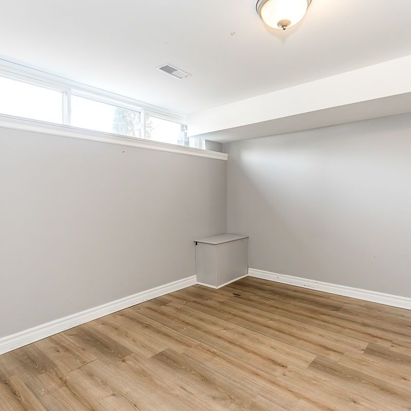 For Lease - 6 Davis Road Unit# LOWER, Aurora, Ontario - Photo 1