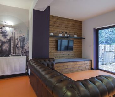 2 Whitegate Road, Huddersfield, HD4 - Photo 2