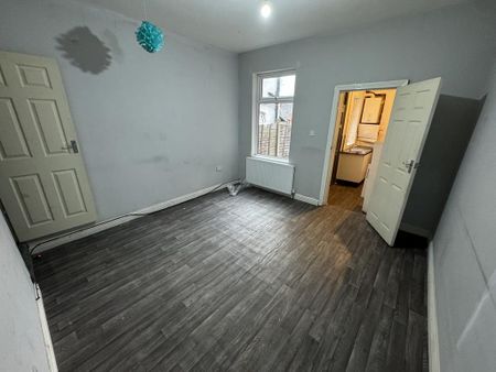 2 bedroom terraced house to rent - Photo 5