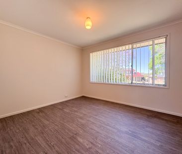 3 Bedroom Family Home in a quiet cul-de-sac - Photo 4