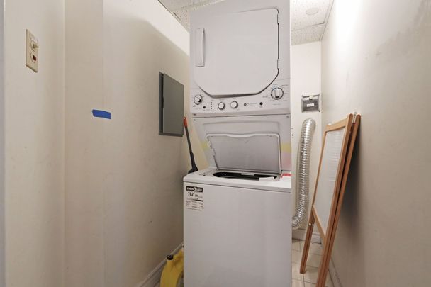 For Lease - 38 Elm Street Unit# 2500, Toronto, Ontario - Photo 1