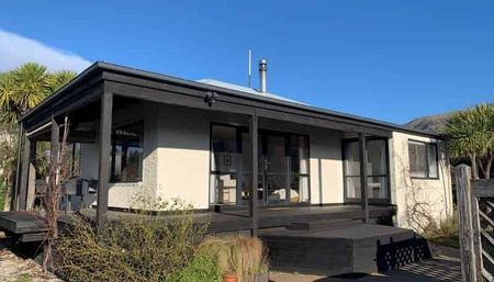 Convenient Rental to Walk to Town - Photo 5