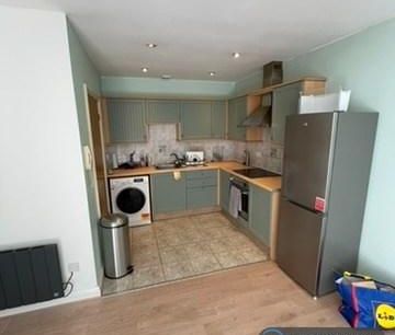 3 bedroom flat to rent - Photo 5