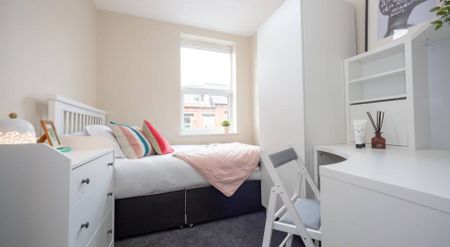 10 Hessle Mount, Hyde Park, Leeds, LS6 1EP - Photo 4