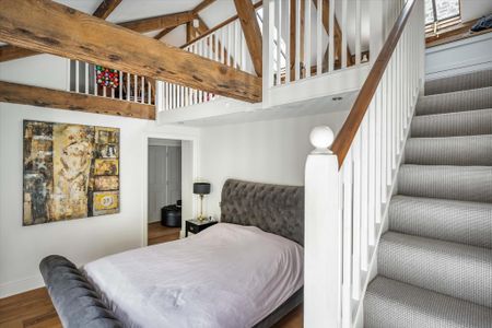 3 bedroom flat to rent - Photo 4
