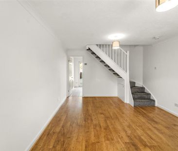 2 bedroom terraced house to rent - Photo 3