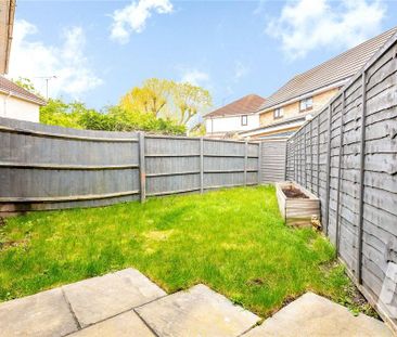 2 bedroom maisonette to rent - Photo 3
