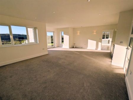 West Johnstone, Bish Mill, South Molton - Photo 4