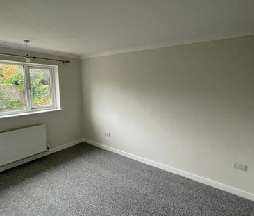 3 bedroom detached bungalow to rent - Photo 6