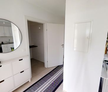 Smartes Wohnen - Geräumige Single- oder Pärchenwohnung im neuen Sta... - Photo 4
