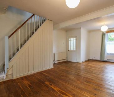 3 bedroom terraced house to rent - Photo 2