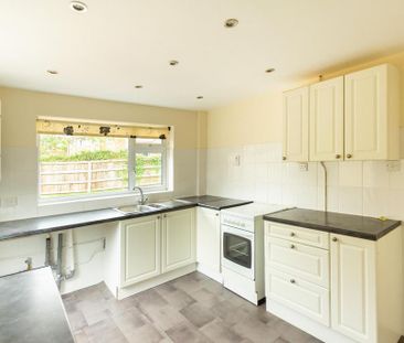 3 bedroom bungalow to rent - Photo 4