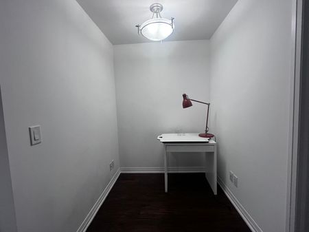 For Lease - 8 Mercer Street Unit# 207, Toronto, Ontario - Photo 3