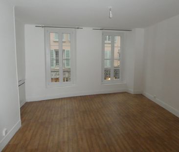 Location Appartement 2 pièces 37m² FONTAINEBLEAU 77300 - Photo 2