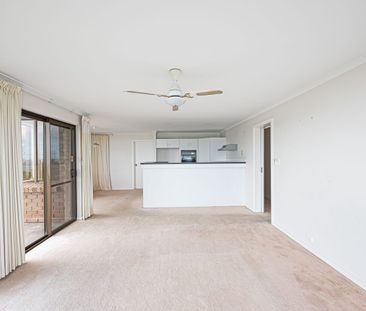 Coastal Living with Breathtaking Ocean Views! - Photo 2