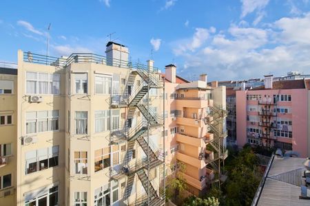 Avenida de Berna, Lisbon, Lisbon 1050-038 - Photo 2