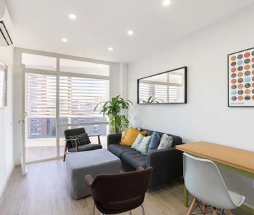 Carrer de Bernat Martorell, Barcelona, Catalonia 08019 - Photo 5