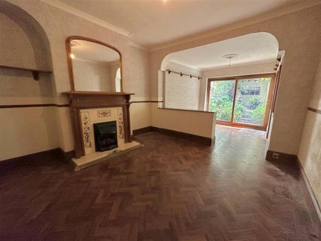 5 bedroom end of terrace house to rent - Photo 2